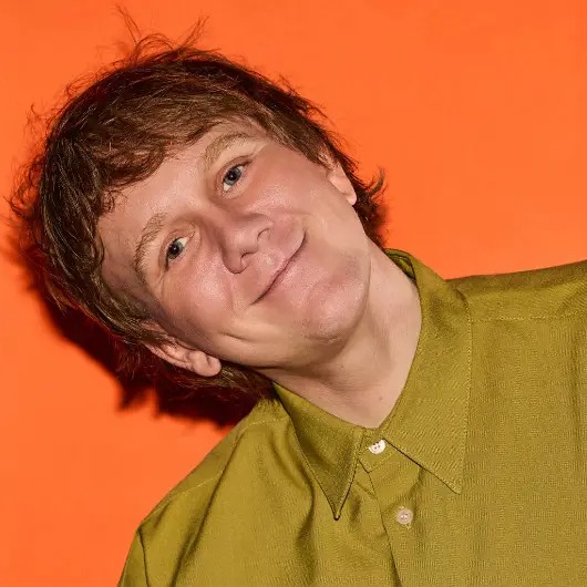 Josh Thomas